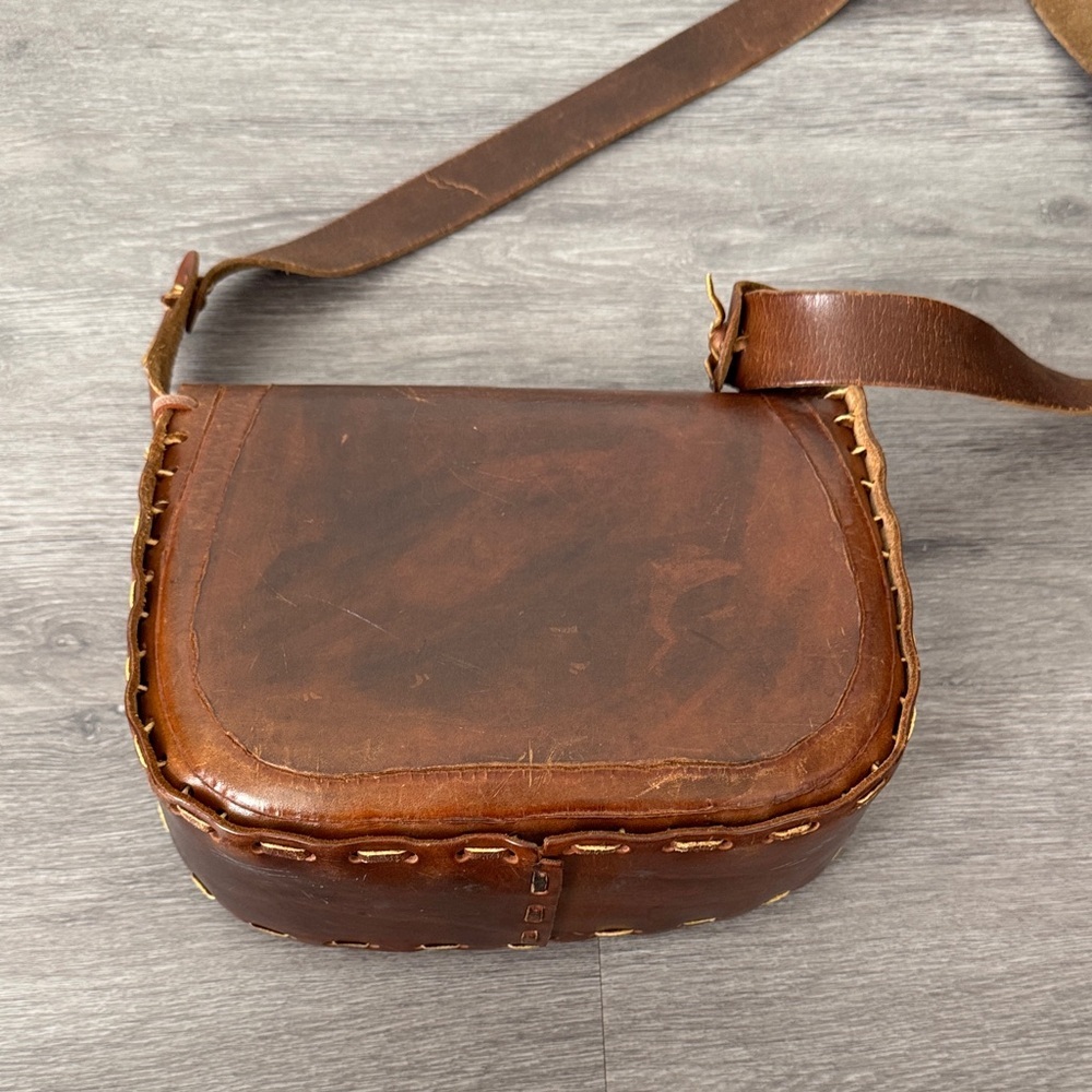 Vintage Brown Embossed Leather Bag - Picture 8 of 14